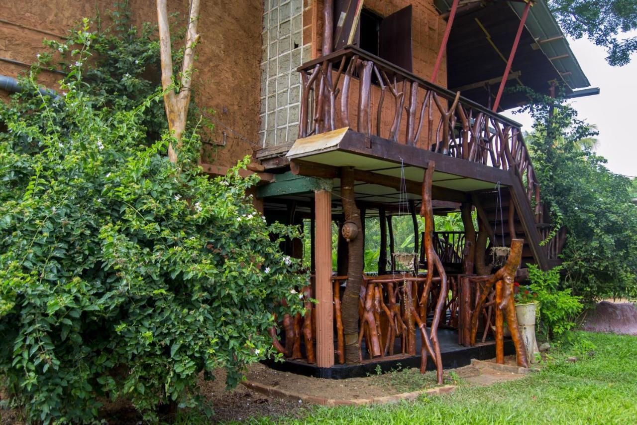 Anushka Nera Nature House Sigiriya Room photo