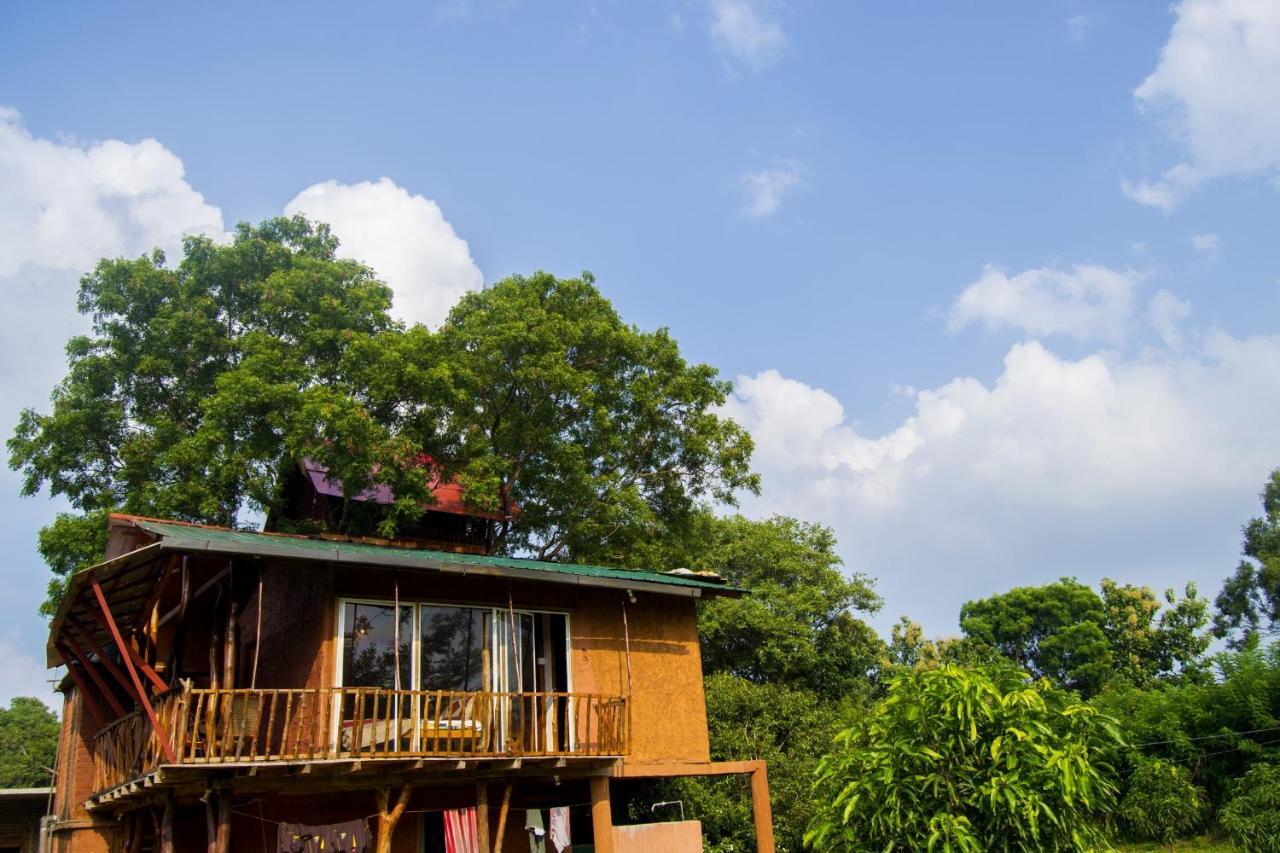 Anushka Nera Nature House Sigiriya Room photo