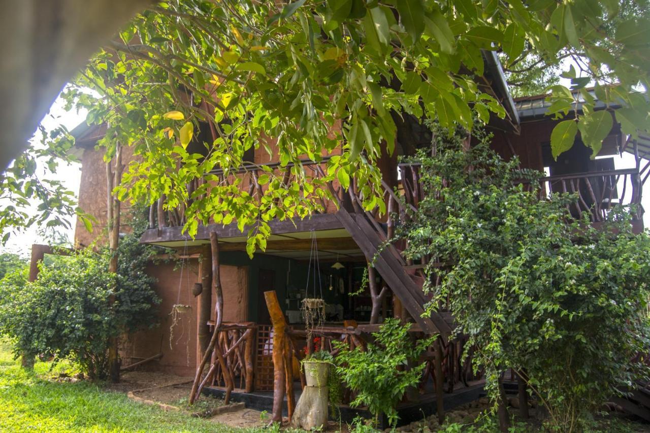 Anushka Nera Nature House Sigiriya Room photo