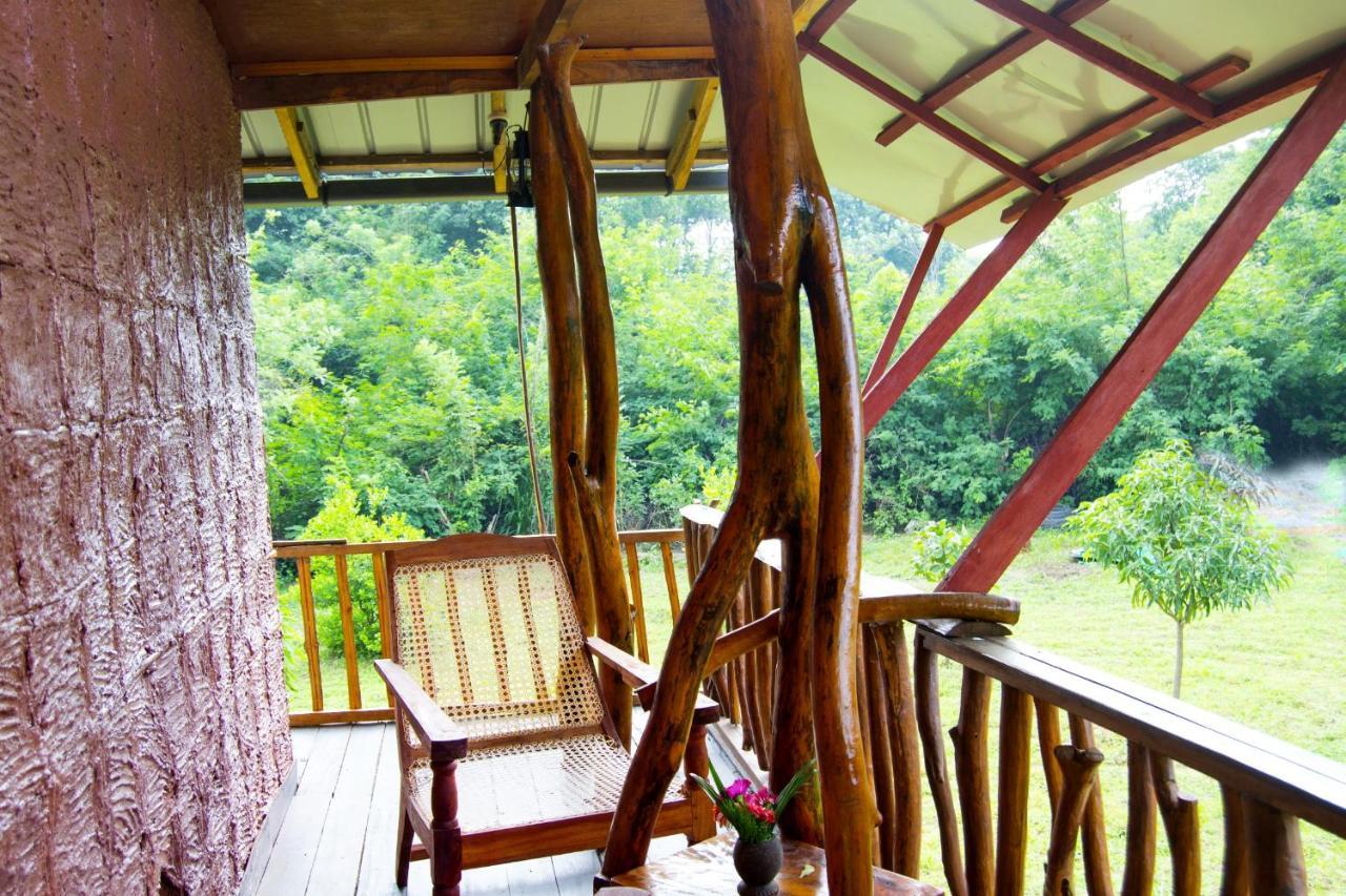 Anushka Nera Nature House Sigiriya Room photo