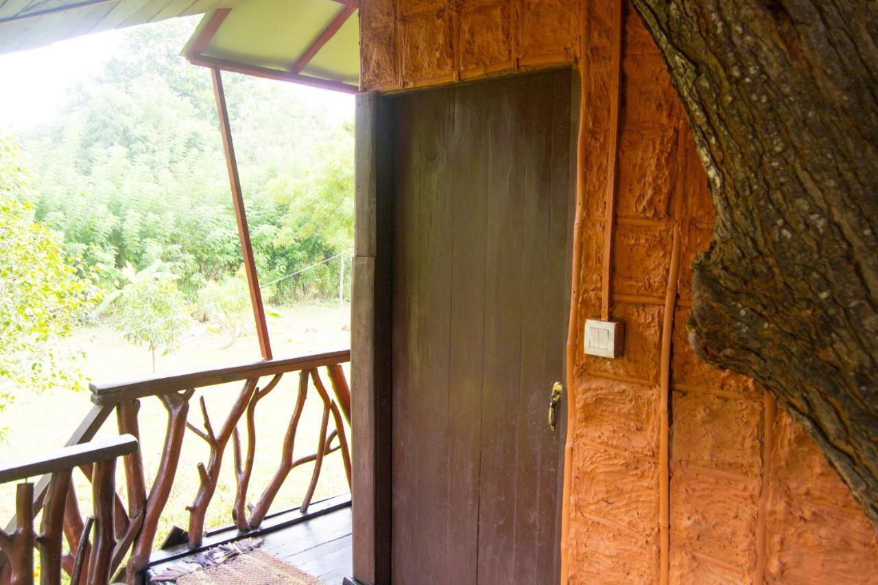 Anushka Nera Nature House Sigiriya Room photo