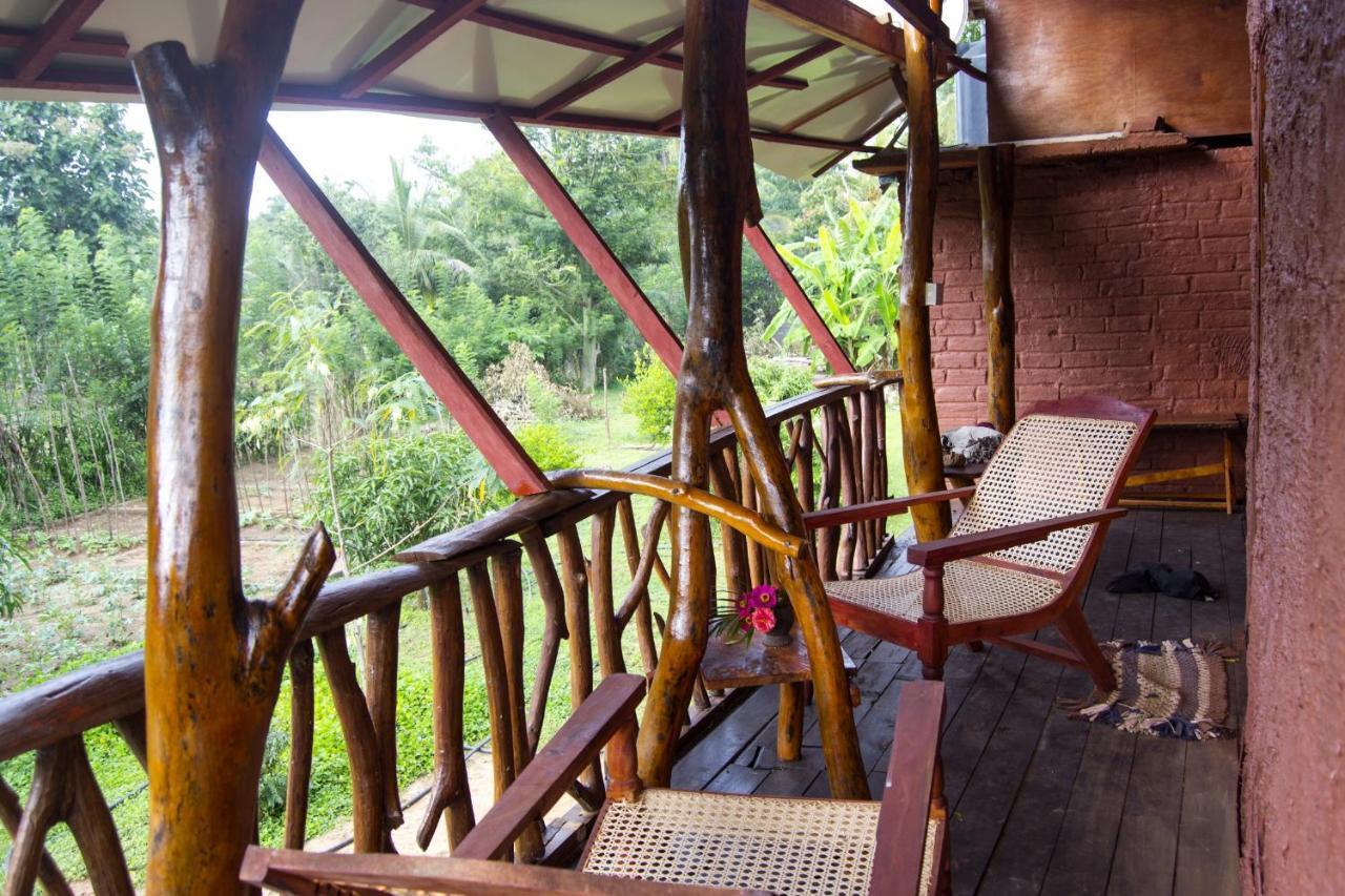 Anushka Nera Nature House Sigiriya Room photo